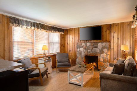 Two Bedroom Cottage King Bedroom